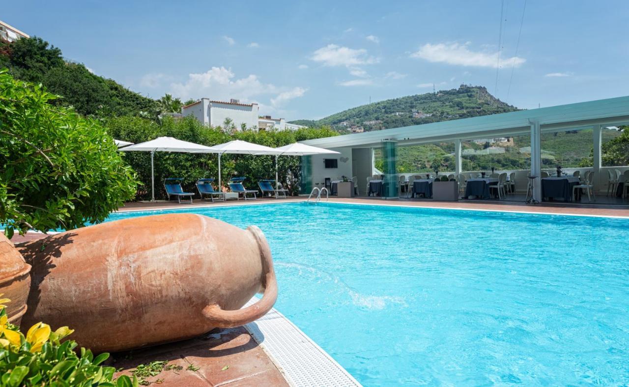Agave Hotel Поццуолі Екстер'єр фото