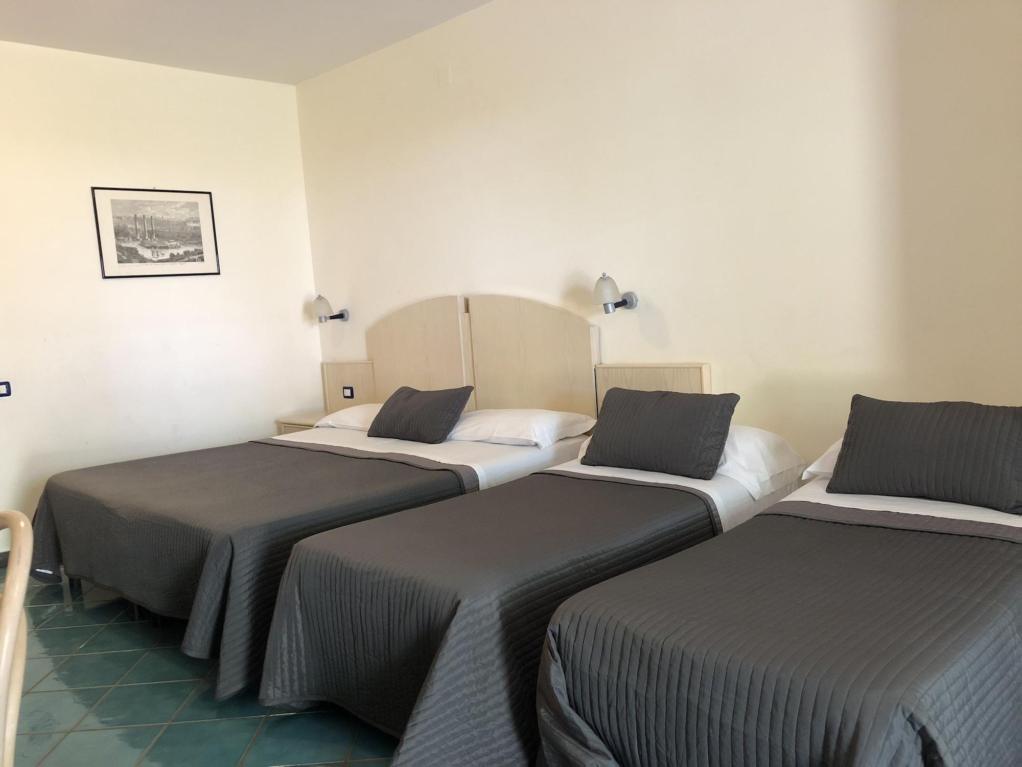 Agave Hotel Поццуолі Екстер'єр фото