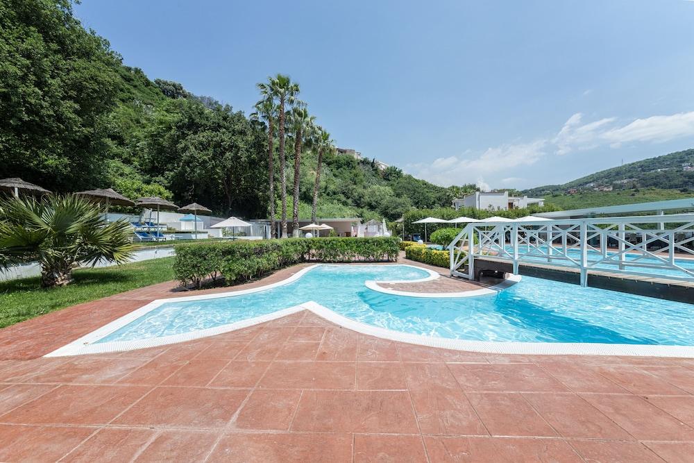 Agave Hotel Поццуолі Екстер'єр фото