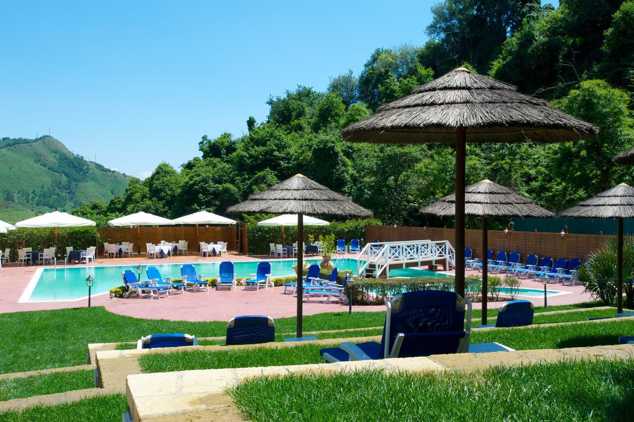 Agave Hotel Поццуолі Екстер'єр фото